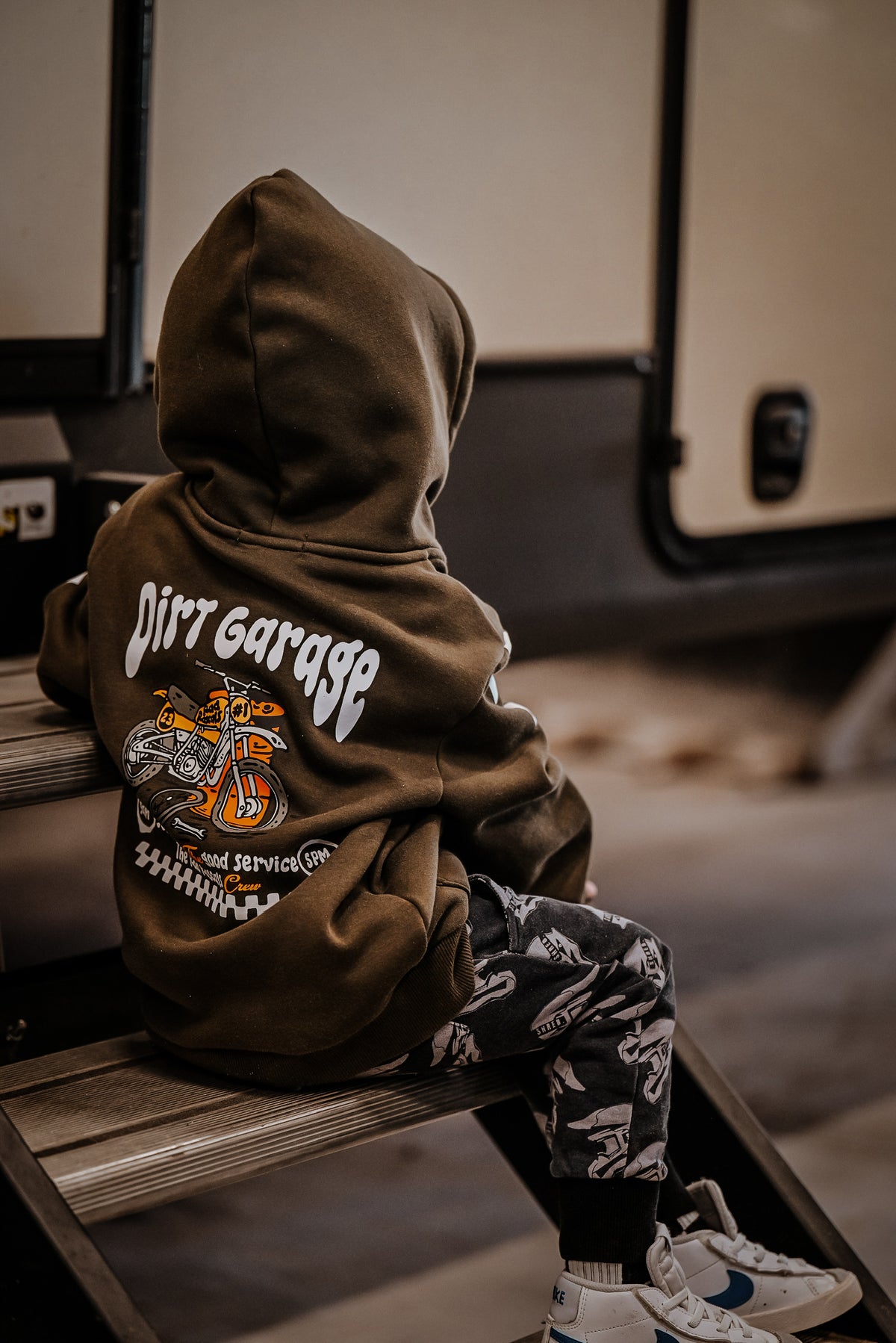 Dirt Garage - Hoodie